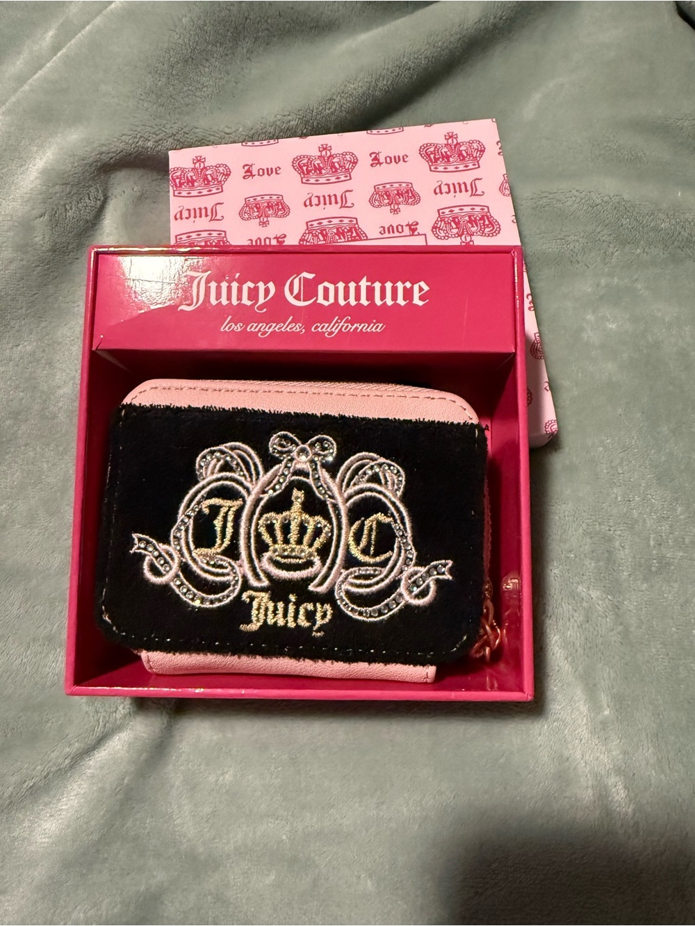 Juicy Couture Navy Blue & Pink Embroidered Velvet Zip‎ Card Holder